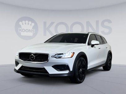 Used 2021 Volvo V60 T5 Cross Country