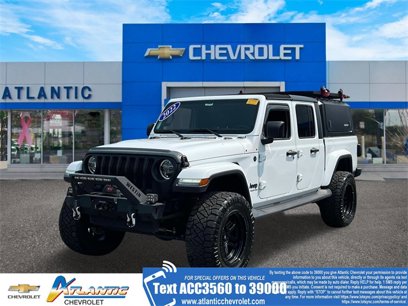 Used 2022 Jeep Gladiator Overland w/ Popular Equipment Package