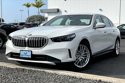 New 2024 BMW 530i w/ Convenience Package