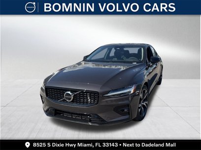 New 2025 Volvo S60 B5 Plus w/ Protection Package Premier