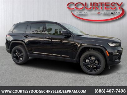 New 2025 Jeep Grand Cherokee Limited w/ Black Appearance Package
