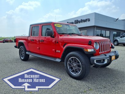 Used 2022 Jeep Gladiator Overland w/ Cold Weather Group
