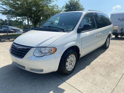 Used 2007 Chrysler Town & Country LX w/ Popular Equipment Group II