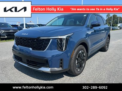 Used 2025 Kia Sorento S w/ Panoramic Sunroof Package