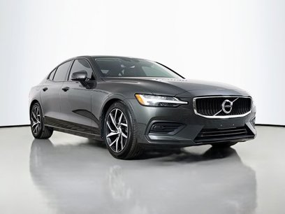 Used 2019 Volvo S60 T6 Momentum w/ Premium Package