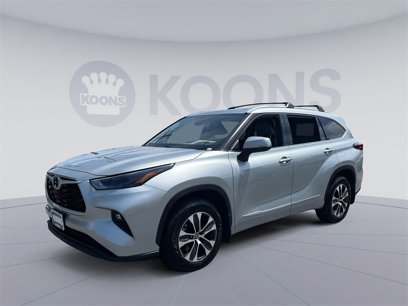 Used 2022 Toyota Highlander XLE
