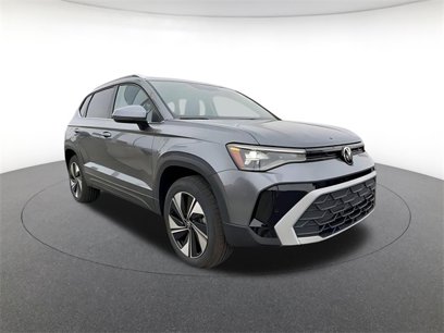 New 2025 Volkswagen Taos SE