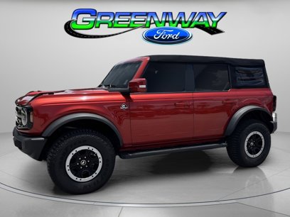 Certified 2023 Ford Bronco Outer Banks w/ Sasquatch Package