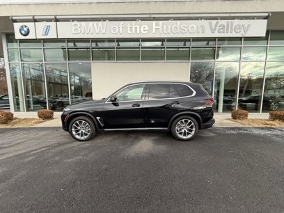 New 2025 BMW X5 xDrive40i w/ Parking Assistance Package