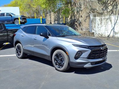 New 2025 Chevrolet Blazer LT w/ Convenience Package