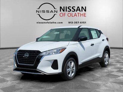 New 2025 Nissan Kicks Play S