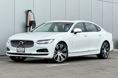 Used 2023 Volvo S90 B6 Ultimate w/ Lounge Package