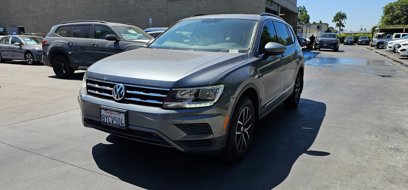 Used 2021 Volkswagen Tiguan SE w/ Panoramic Sunroof Package