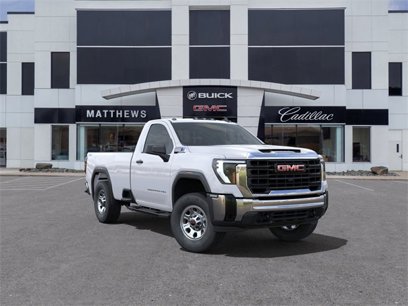 New 2025 GMC Sierra 3500 Pro w/ Convenience Package