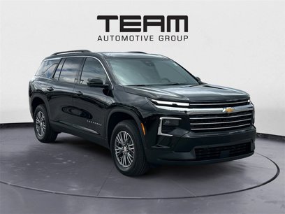 New 2025 Chevrolet Traverse LT w/ Enhanced Driving Package