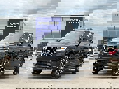 Certified 2022 Volvo XC90 T6 Momentum w/ Climate Package