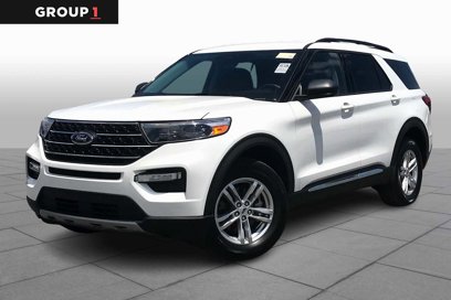 Certified 2022 Ford Explorer XLT w/ Equipment Group 202A