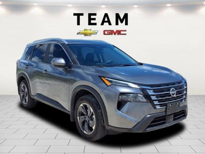 Used 2024 Nissan Rogue SV w/ SV Premium Package
