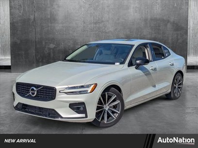 Used 2021 Volvo S60 T5 Momentum