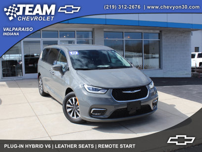 Used 2022 Chrysler Pacifica Touring-L
