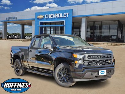 New 2025 Chevrolet Silverado 1500 Custom w/ Turbomax Blackout Package