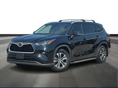 Used 2022 Toyota Highlander XLE