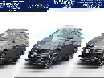 New 2025 Hyundai Elantra Limited