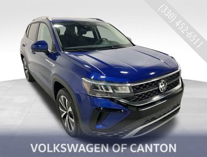 Certified 2022 Volkswagen Taos SE w/ IQ.Drive SE Package