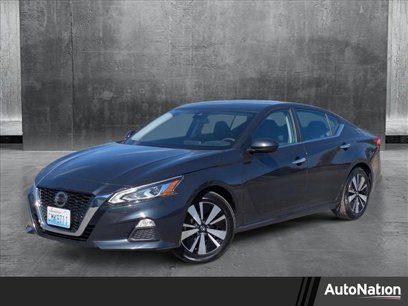 Used 2022 Nissan Altima 2.5 SV