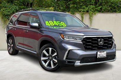 Used 2025 Honda Pilot Elite