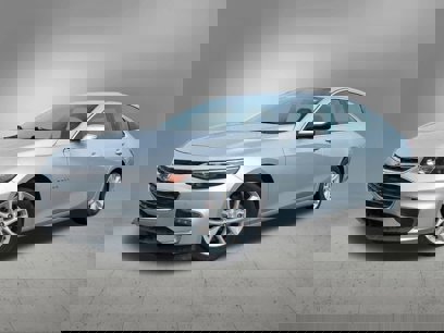 Used 2017 Chevrolet Malibu Hybrid w/ Leather Package