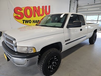 Used 2000 Dodge Ram 2500 Truck SLT