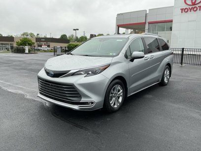 Certified 2024 Toyota Sienna Platinum