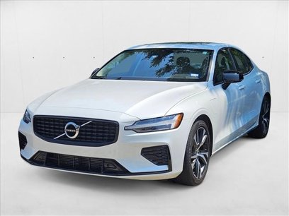 Used 2021 Volvo S60 T8 R-Design Expression