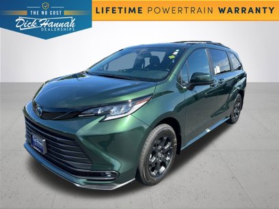 New 2025 Toyota Sienna XLE Woodland Edition