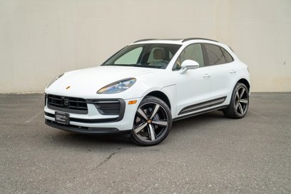Certified 2025 Porsche Macan Turbo