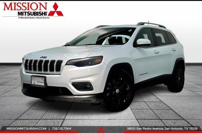 Used 2019 Jeep Cherokee Latitude w/ Popular Appearance Group