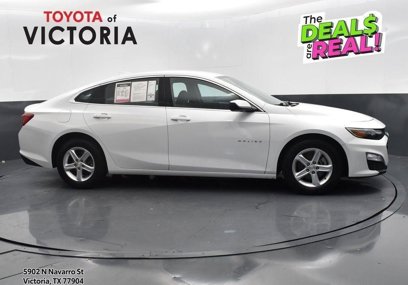 Used 2023 Chevrolet Malibu LT