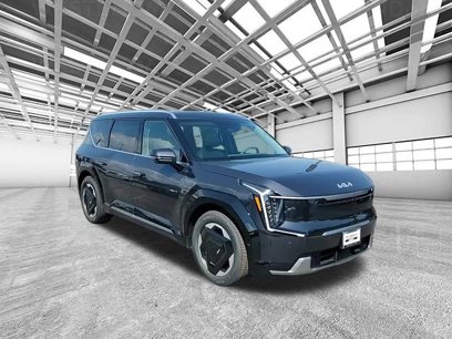 New 2026 Kia EV9 Land