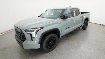 New 2025 Toyota Tundra SR5