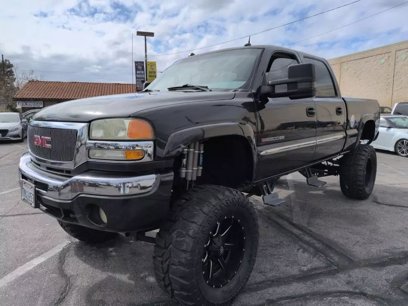 Used 2004 GMC Sierra 2500 SLT w/ Skid Plate Package