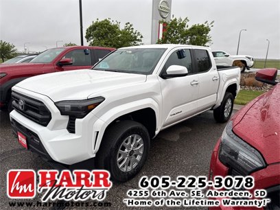 New 2025 Toyota Tacoma SR5