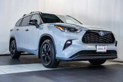 Used 2024 Toyota Highlander XLE
