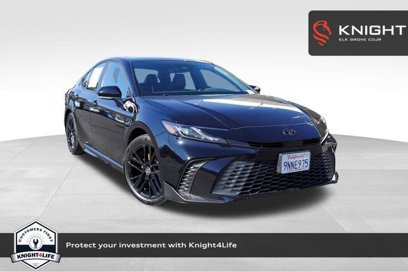 Used 2025 Toyota Camry SE