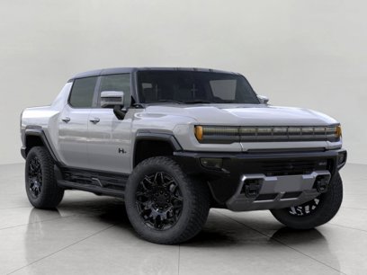 New 2025 GMC Hummer EV 3X w/ LPO, Dark Essentials Package