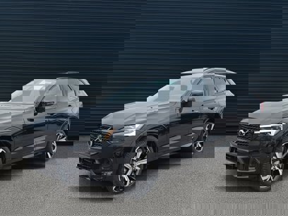 New 2025 Volvo XC60 B5 Ultra w/ Climate Package