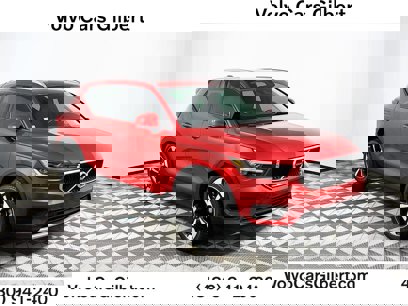 Used 2020 Volvo XC40 T4 Momentum w/ Protection Package Premier