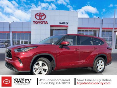 Certified 2022 Toyota Highlander LE