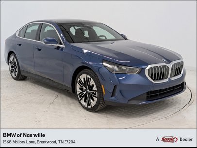 New 2025 BMW 530i xDrive w/ Premium Package
