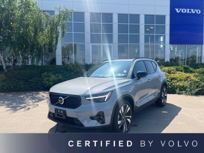 Certified 2025 Volvo XC40 B5 Plus w/ Climate Package